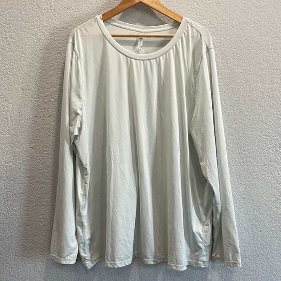Fabletics Phoenix Lite Long-Sleeve Top in Ice Cube Mint Size 3X - Picture 2 of 7